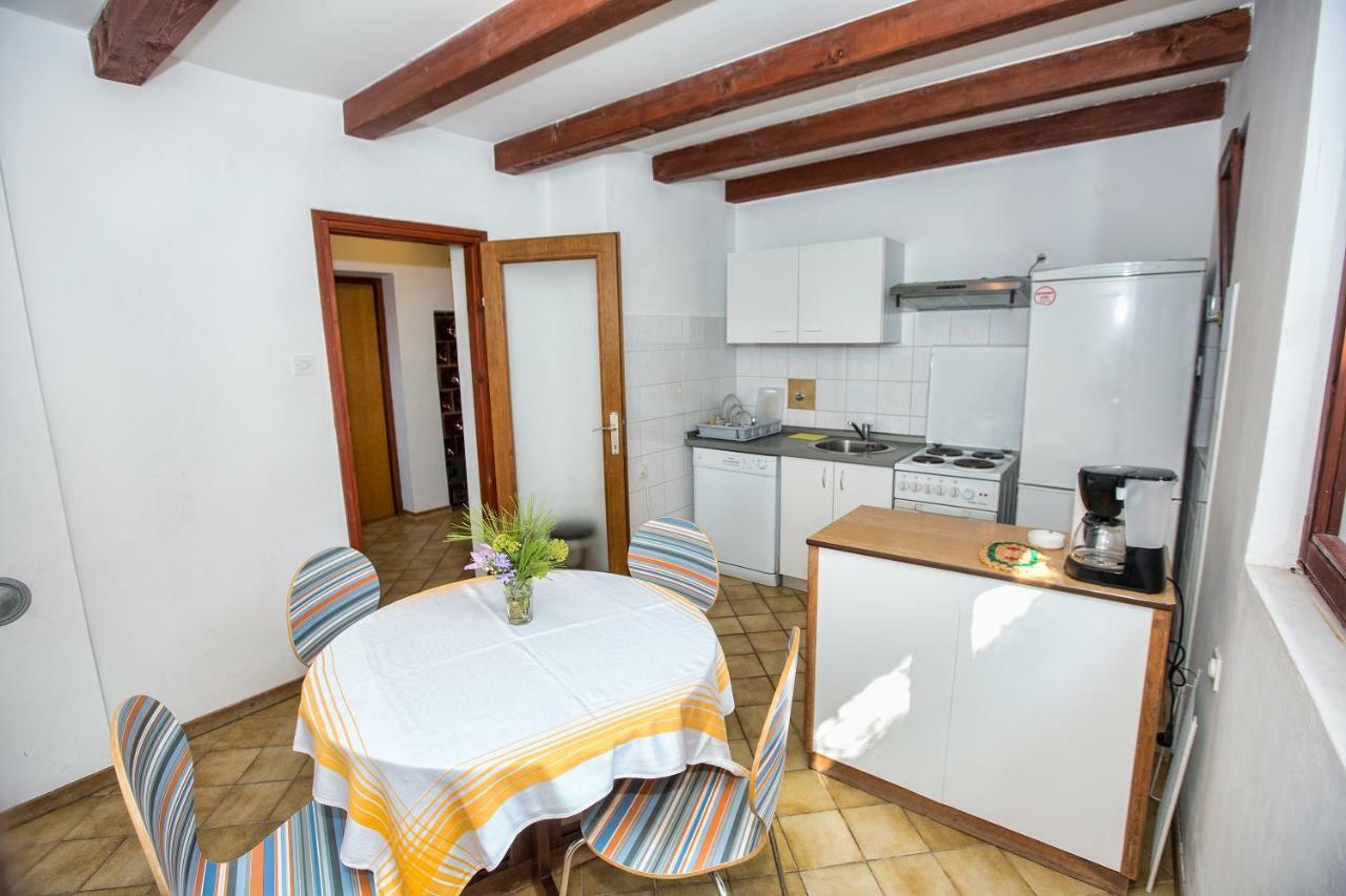 Penthouse Karlobag Exterior foto
